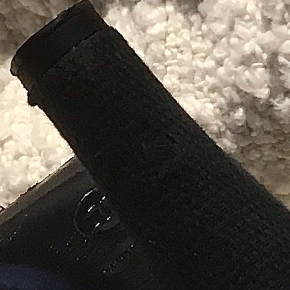 CHANEL Pumps...Authentic - Picture 7 of 8